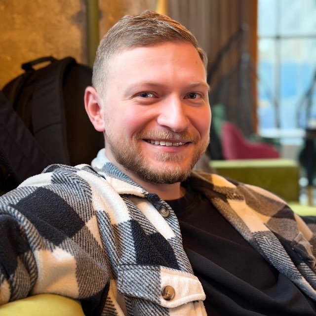 Дмитрий Ажаж